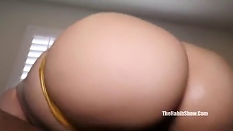 Amateur Latina Met Een Grote Kont Wordt Geneukt Door Een Zwarte Man