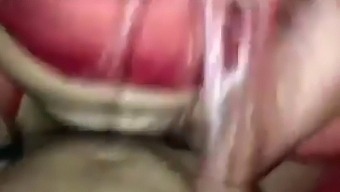 Oma-Schulmädchen Wird In Hausgemachtem Video Frech