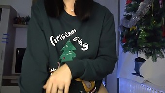 Siskopuoli Annan Xmas-Lahja: Kuuma Suuseksi Ja Creampie