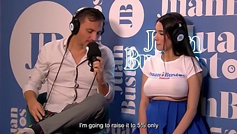 Ambarprada'S Wild Ride On The Sex Machine During Pregnancy