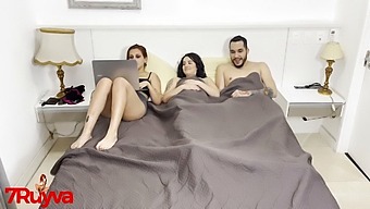Io E Il Mio Ragazzo Abbiamo Fatto Un Trio Amichevole Con Il Mio Amico