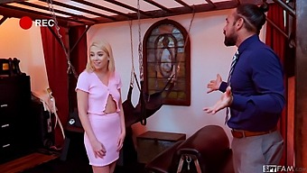 Blond Pasierbica Spełnia Fetysz Swojego Ojczyma, Używając Zabawek Erotycznych I Bdsm