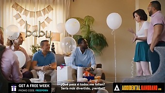Unintentional Group Sex: Casey Calvert Gets Busy To Stave Off Boredom With Multiple Partners (French Subtitles)